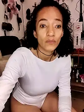 SamaraMartinez online show from May 7, 11:48 am