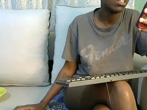 Snapshot of Caryyyl chatting on November 15, 12:23 pm Caryyyl online show from November 15, 12:23 pm