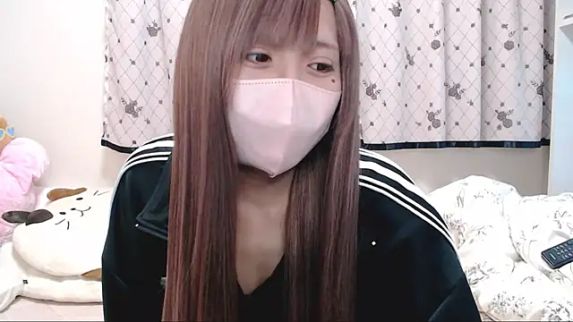  hiyor  online show from February 17, 5:41 pm