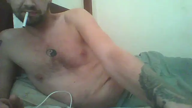 Snapshot of Danjamez1892 chatting on March 1, 3:43 am Danjamez1892 online show from March 1, 3:43 am