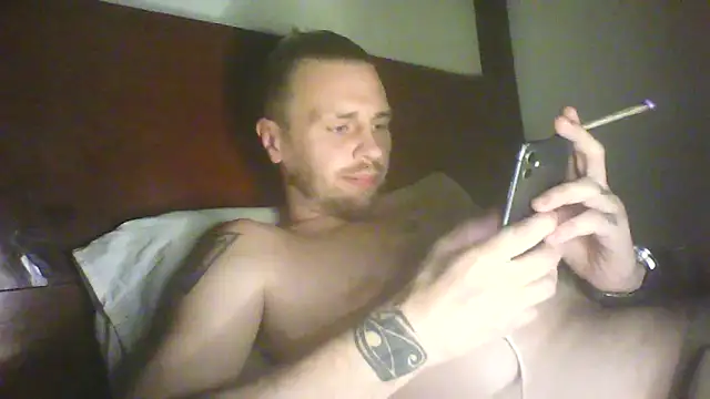 Snapshot of Danjamez1892 chatting on March 4, 11:32 pm Danjamez1892 online show from March 4, 11:32 pm