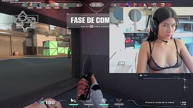 Snapshot of princesschini chatting on December 11, 3:37 pm princesschini online show from December 11, 3:37 pm