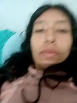 karolinee 66  online show from December 4, 5:16 am