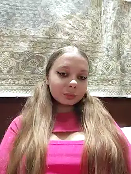 Snapshot of Ekaterina27 chatting on May 5, 7:38 am Ekaterina27 online show from May 5, 7:38 am