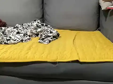 4small4inchlol online show from February 15, 10:55 am