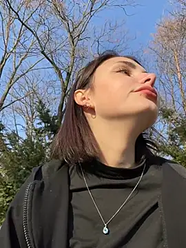 SandraCarter online show from February 13, 12:00 pm