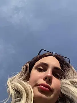 SandraCarter online show from March 9, 1:26 pm