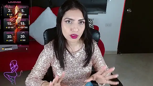 Snapshot of Carolaine69_ chatting on November 13, 2:27 pm Carolaine69 online show from November 13, 2:27 pm