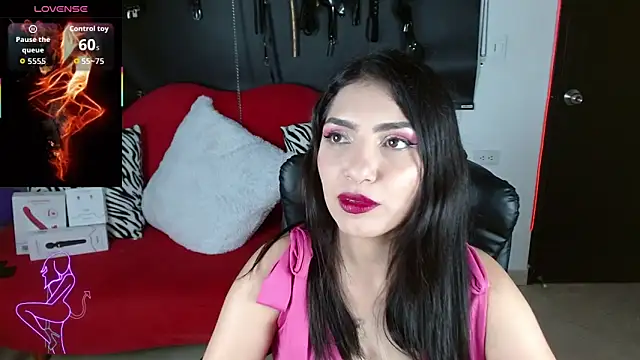 Snapshot of Carolaine69_ chatting on November 15, 2:02 pm Carolaine69 online show from November 15, 2:02 pm