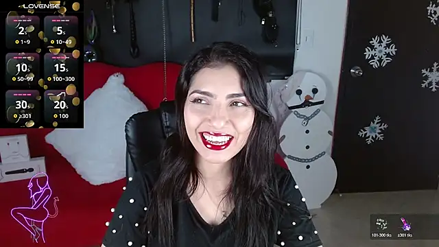 Snapshot of Carolaine69_ chatting on December 3, 1:20 pm Carolaine69 online show from December 3, 1:20 pm