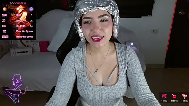 Carolaine69  online show from June 6, 2:11 pm