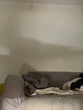 Snapshot of YoY-man chatting on January 15, 2:56 pm YoY-man online show from January 15, 2:56 pm