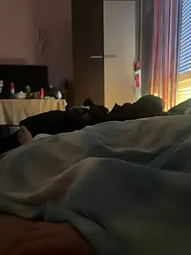 zolihorvat11 online show from February 23, 10:12 am