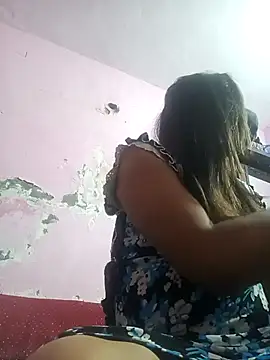 Snapshot of Simran-Simran chatting on February 26, 1:43 am Simran-Simran online show from February 26, 1:43 am