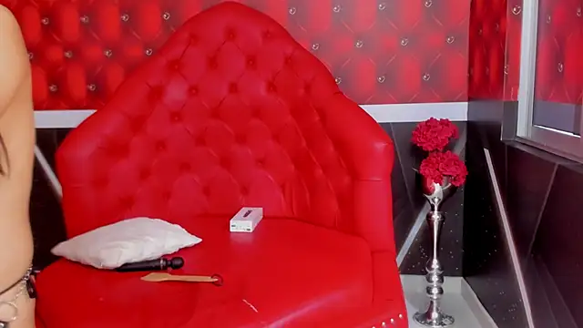 SARAFOXX  online show from March 20, 2:42 pm