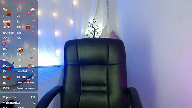 mixie cute online show from December 15, 11:53 pm