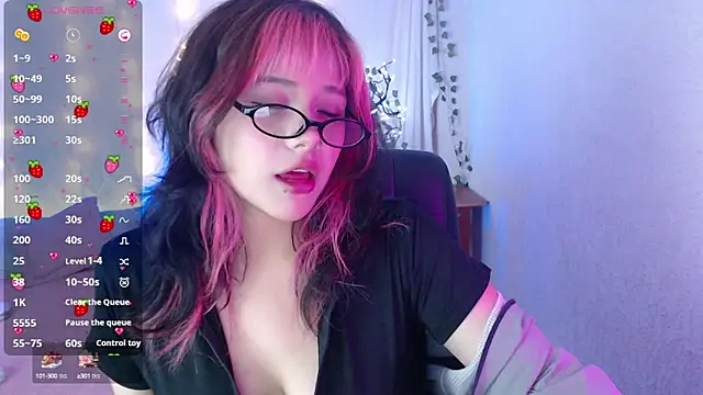 mixie cute online show from January 14, 9:09 pm