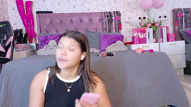 AvrillThomas online show from March 8, 2:43 pm