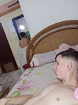 Milfvalesk online show from January 17, 7:49 pm