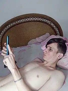 Milfvalesk online show from February 19, 5:16 pm