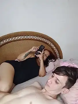 Milfvalesk online show from February 25, 11:33 pm