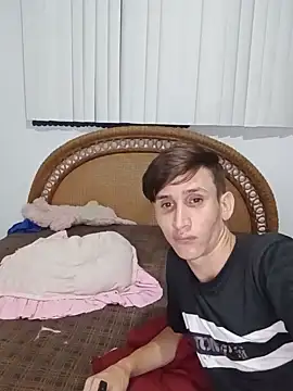 Milfvalesk online show from October 4, 3:04 am