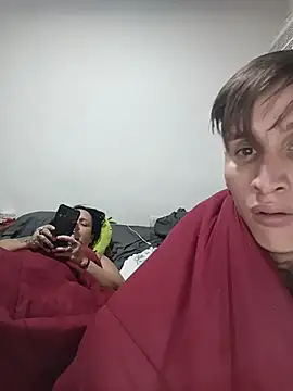 Snapshot of Milfvalesk chatting on June 30, 9:27 pm Milfvalesk online show from June 30, 9:27 pm
