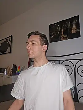 nickdtr online show from February 28, 7:26 pm