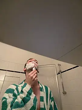 nickdtr online show from April 23, 12:04 pm