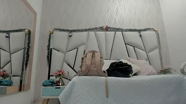 Victoriaa millers online show from November 22, 7:13 pm