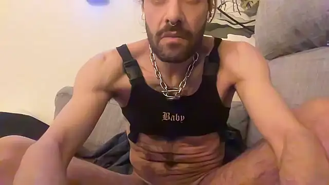 Snapshot of P4RtYBOII92 chatting on December 3, 5:22 pm P4RtYBOII92 online show from December 3, 5:22 pm