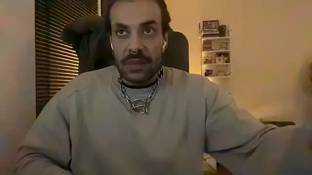 P4RtYBOII92 online show from January 14, 12:27 am