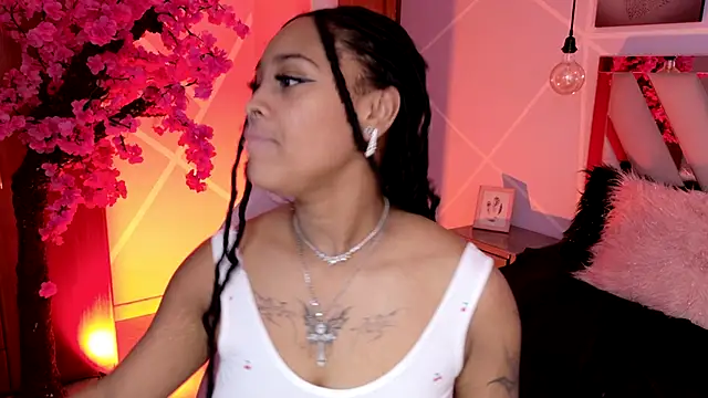 Snapshot of Elith_noa chatting on November 17, 7:30 pm Elith noa online show from November 17, 7:30 pm