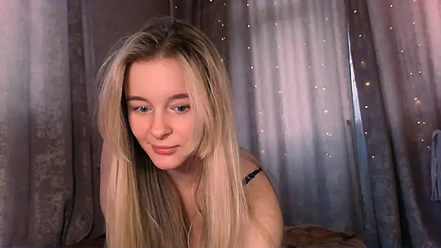 Snapshot of Eva_Jaya chatting on March 5, 1:06 pm Eva Jaya online show from March 5, 1:06 pm