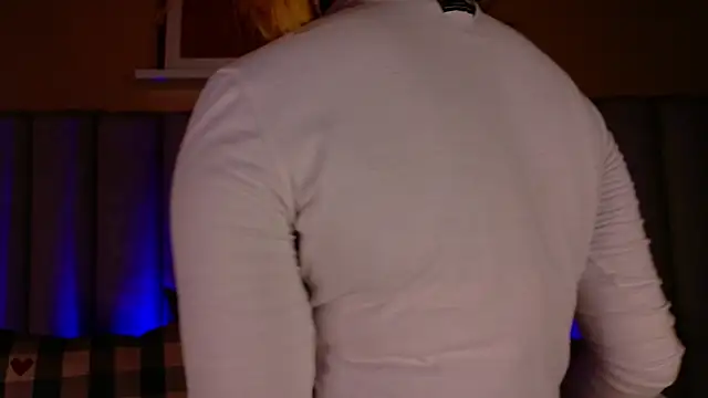 briannajackson  online show from September 12, 11:54 am