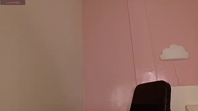 briannajackson  online show from November 5, 7:36 pm