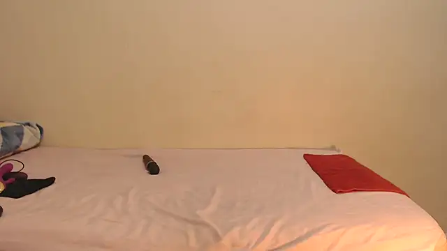 Snapshot of SexyMbalee chatting on February 5, 3:31 pm SexyMbalee online show from February 5, 3:31 pm