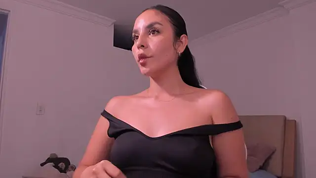  miaquevedo  online show from July 7, 3:16 pm