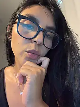  miaquevedo  online show from July 31, 4:06 pm