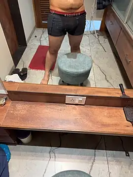 versatile guy01 online show from December 1, 3:33 am