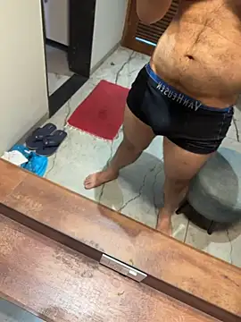 versatile guy01 online show from July 16, 3:34 am