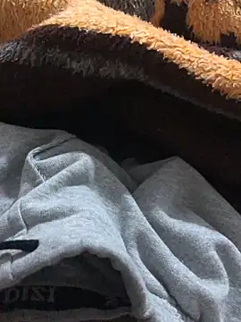 kerimyuce online show from November 29, 3:37 pm