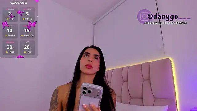 ZarianaEvanz online show from November 29, 11:52 pm