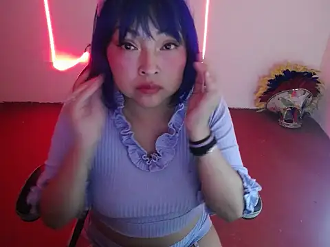 Shaddycute  online show from December 7, 6:21 am