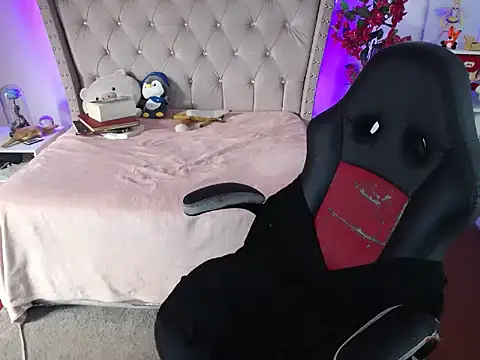 Shaddycute  online show from January 30, 5:17 pm