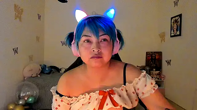 Shaddycute  online show from September 16, 1:28 am