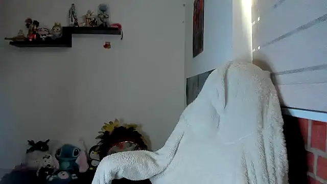 Snapshot of Shaddycute_ chatting on June 3, 11:24 am Shaddycute online show from June 3, 11:24 am