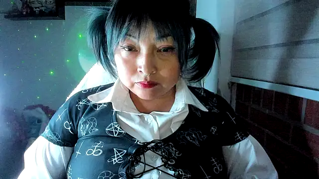Snapshot of Shaddycute_ chatting on June 13, 2:42 am Shaddycute online show from June 13, 2:42 am
