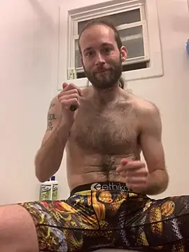 Snapshot of J3sus721 chatting on August 1, 2:33 am J3sus721 online show from August 1, 2:33 am