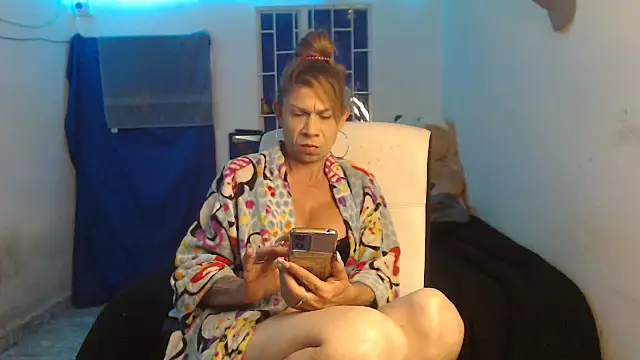 Antonella borja online show from November 8, 5:18 am